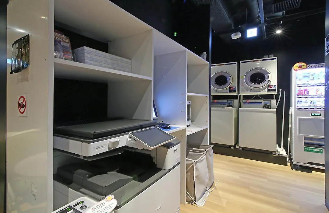 Capsule Hotel Transit Shinjuku-1